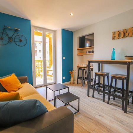 A L'Aventure ! Joli T2 Avec Balcon Centre Ville 阿讷西 外观 照片