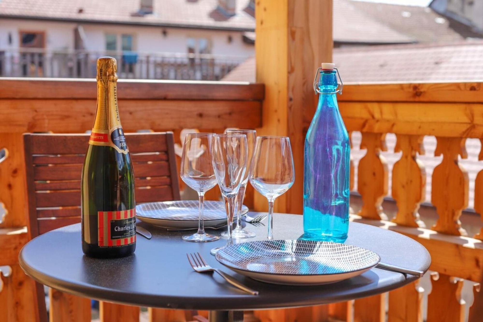 A L'Aventure ! Joli T2 Avec Balcon Centre Ville 阿讷西 外观 照片