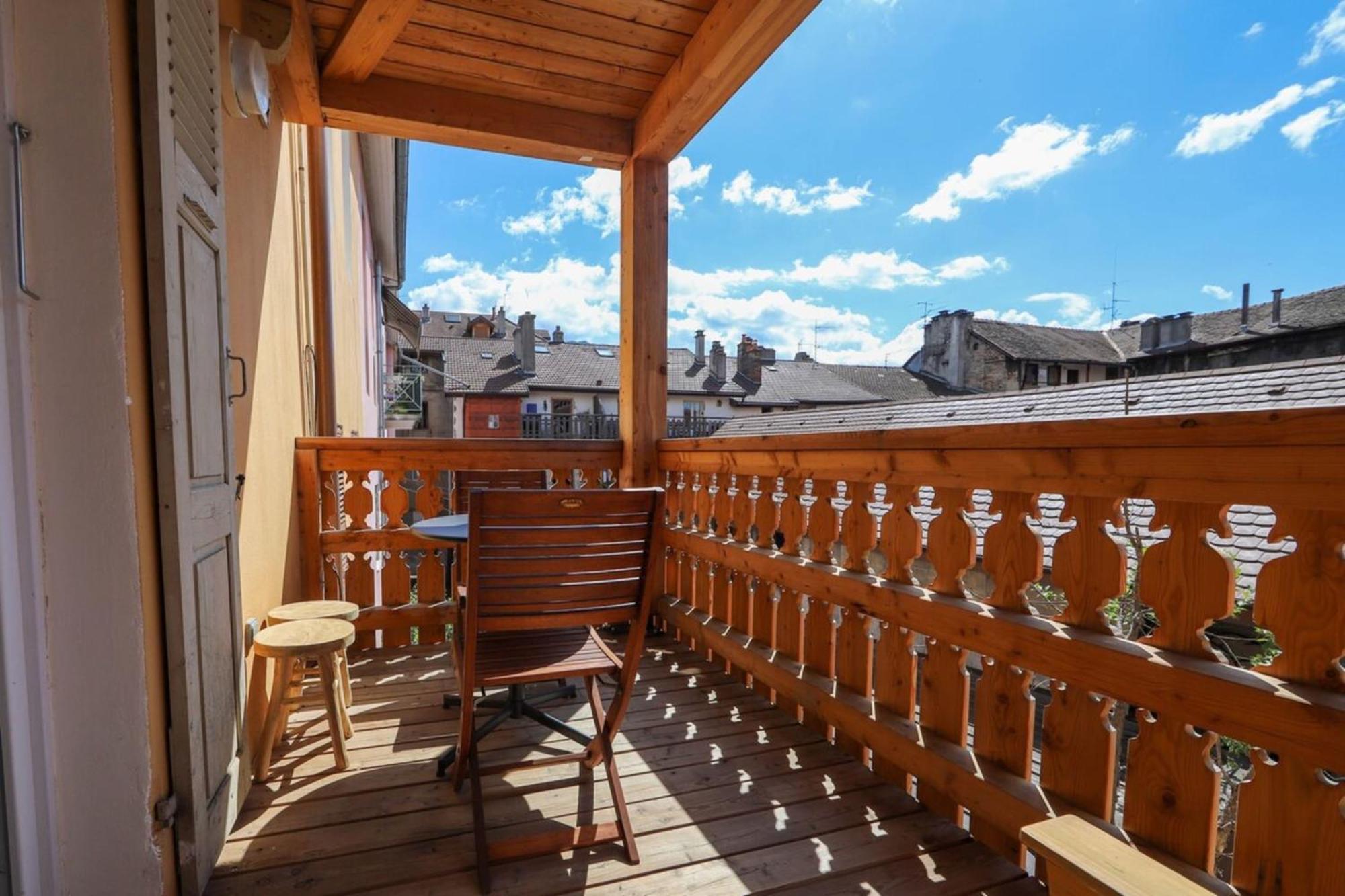 A L'Aventure ! Joli T2 Avec Balcon Centre Ville 阿讷西 外观 照片